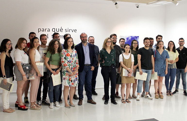 La Universidad de Jaén reconoce el trabajo del alumnado que colaboró en La Noche en Blanco