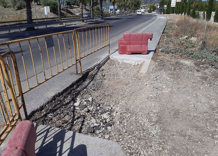 El Ayuntamiento de Jaén acomete obras para convertir en accesible y reducir riesgos en el trayecto entre la Avenida de Granada y el Estadio Municipal de la Victoria