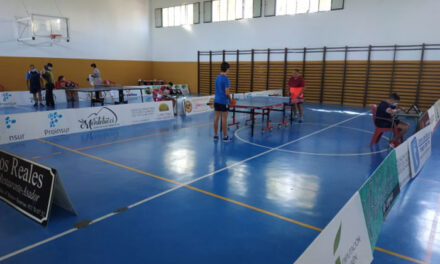 Más de una quincena de participantes en el Torneo de Tenis de Mesa organizado por la Concejalía de Deportes