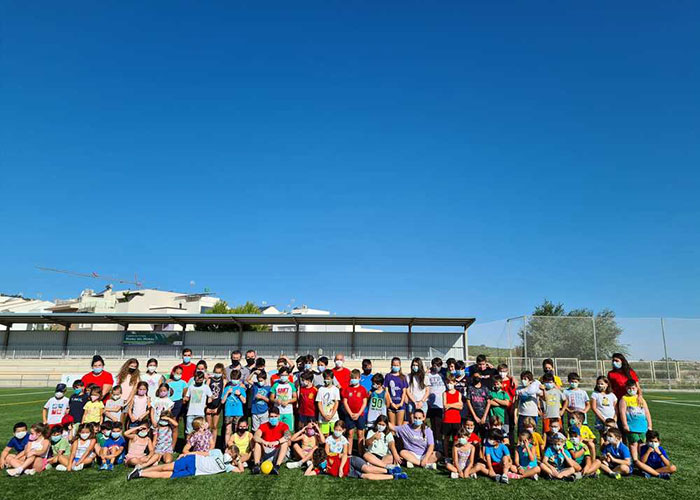 El Ayuntamiento de Jaén oferta actividades de ocio infantil durante el verano para un millar de niños y niñas en instalaciones deportivas municipales y campamentos al aire libre