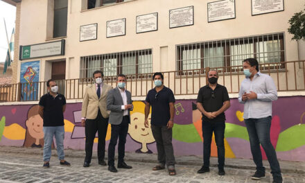 El Ayuntamiento de Jaén destaca el esfuerzo de promoción de la cultura de Círculo Ánimas gracias al proyecto ‘Azulejos por Jaén’