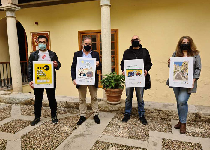 El Ayuntamiento quiere concienciar a la ciudadanía de no caer en comportamientos incívicos con la basura con la ayuda de los mensajes de cuatro ilustradores y humoristas gráficos jiennenses