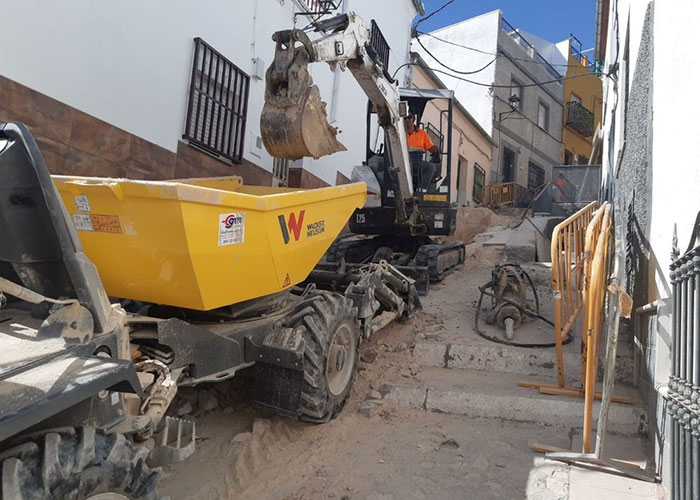 El Ayuntamiento de Jaén proyecta el arreglo del acerado en 22 calles de la ciudad con una inversión de 380.000 euros
