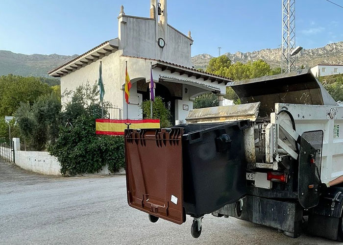 El Ayuntamiento de Jaén mejora el servicio de recogida de residuos para que atienda el incremento poblacional de Puerto Alto, Los Cañones y el Puente de la Sierra