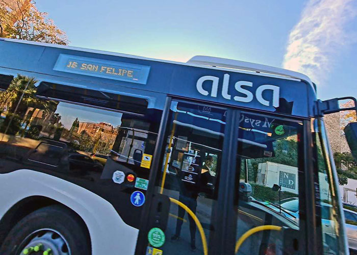 El Ayuntamiento de Jaén y ALSA ofrecen servicios especiales de autobús al Estadio de La Victoria y al Olivo Arena, en un fin de semana repleto de fútbol en la capital