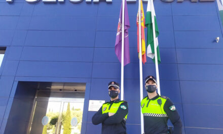 El Ayuntamiento de Jaén renueva los uniformes de la Policía Local elaborados de forma respetuosa con el medio ambiente y con materiales reciclables