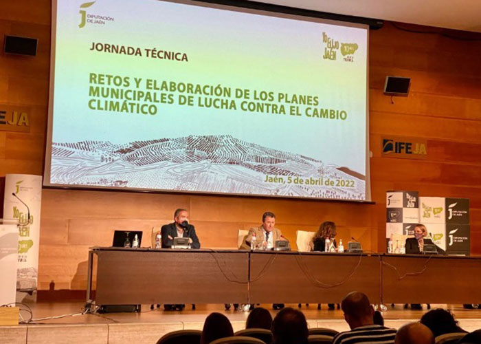 El Ayuntamiento de Martos recibe asesoramiento para la elaboración del Plan Municipal contra el cambio climático